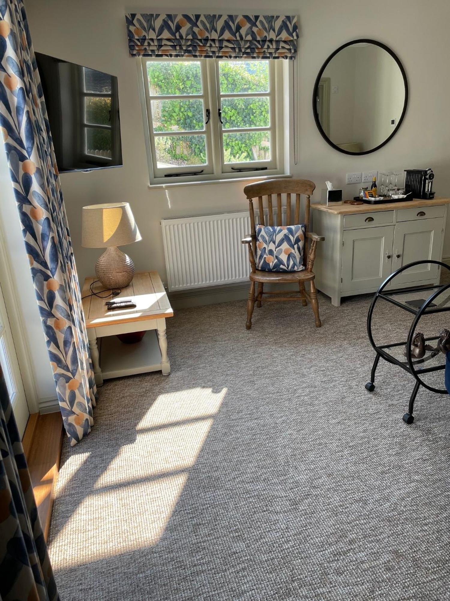 The Tradesmans Arms Bed & Breakfast Кингсбридж Екстериор снимка