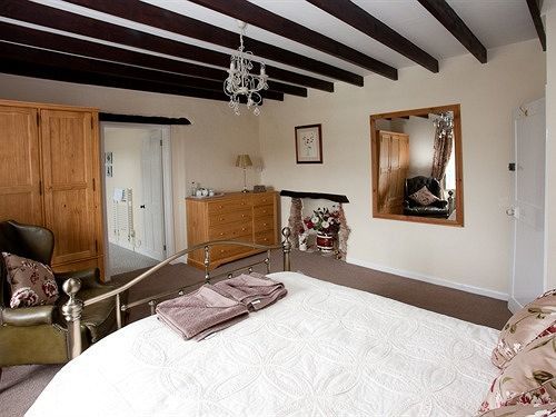 The Tradesmans Arms Bed & Breakfast Кингсбридж Екстериор снимка